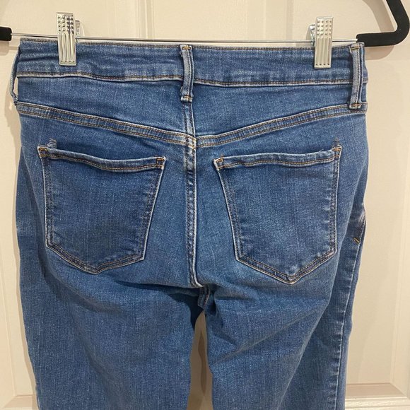 Old Navy Rockstar Super Skinny Ankle Jean - Size 4 - Picture 5 of 8